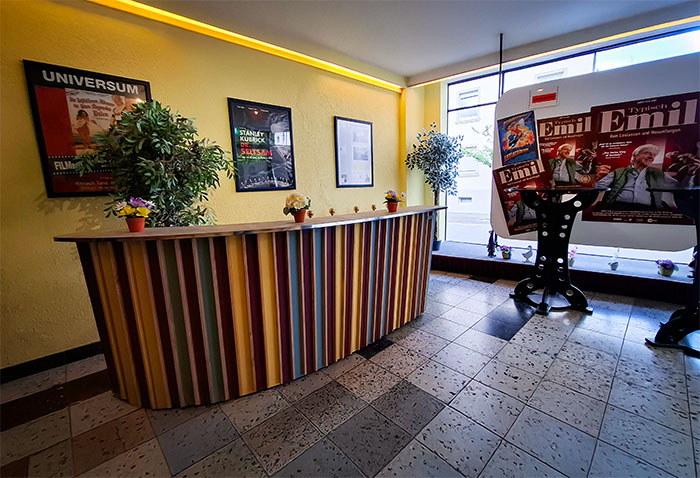 Kino Universum Eingang 1 1